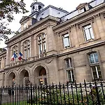 Stylish 2Br In Private Mansion At Rue De Passy
