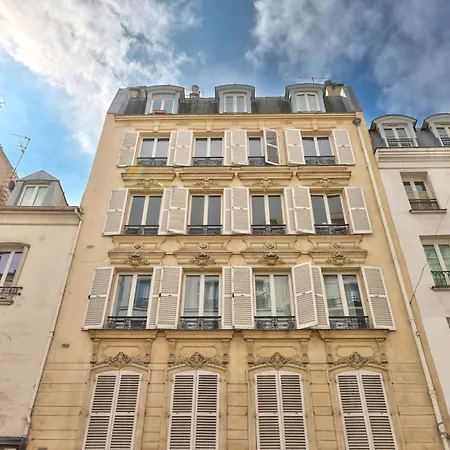 Apartment Stylish 2br In Private Mansion At Rue De Passy